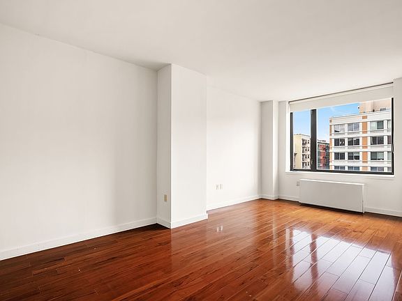 5th image of 380 Lenox Avenue 4e #4E