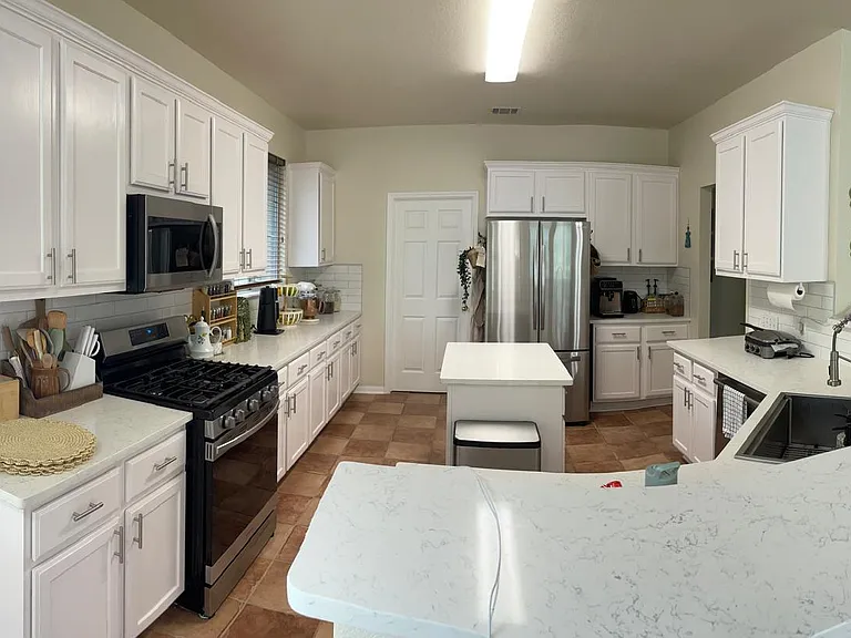 2305 Amen Corner Rd — Photo 7