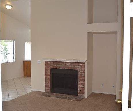 3rd image of 11345 Dogwood Ct