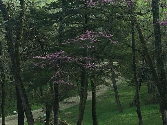 2nd image of 1152 N 1100th Rd