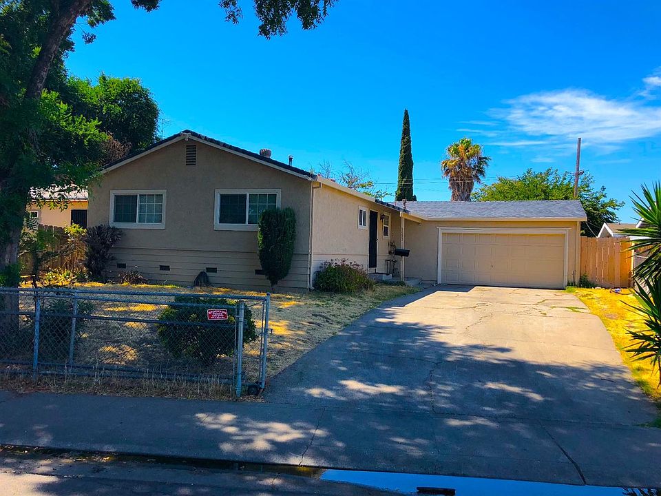 1st image of 2527 Belair St