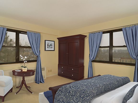 2nd image of 155 Ferris Ave APT 5J