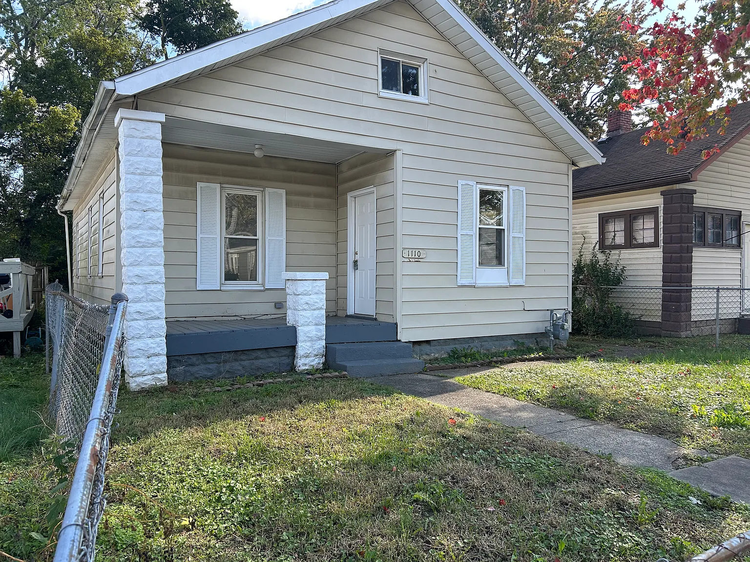 1110 Henning Ave photo 1