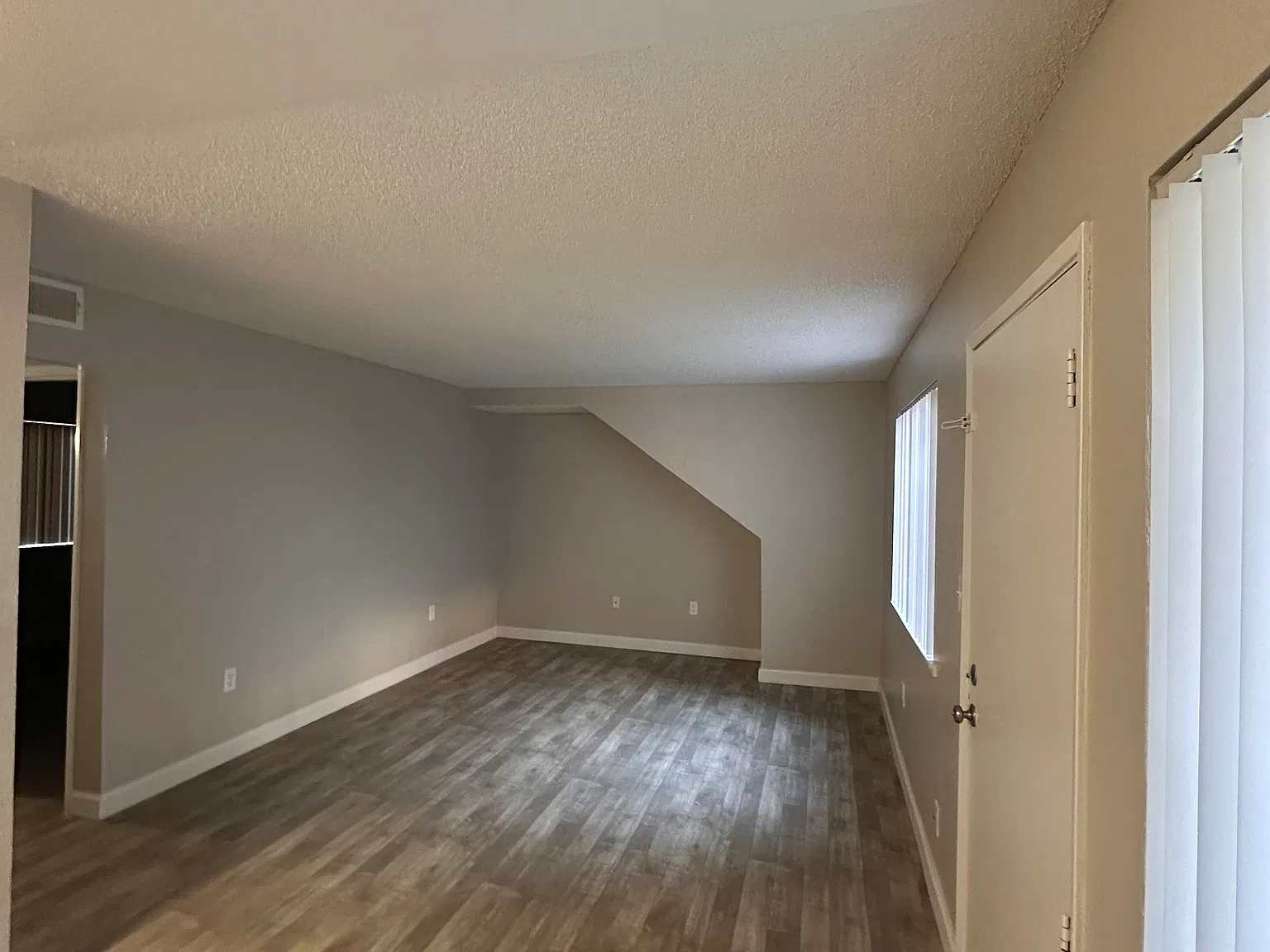 1 bed, 700 sqft, $1,335 — Photo 1