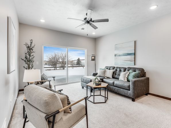 sioux-falls-south-dakota-443812591 picture