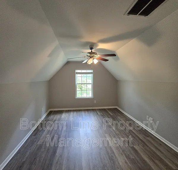 3850 Fircrest Dr — Photo 32