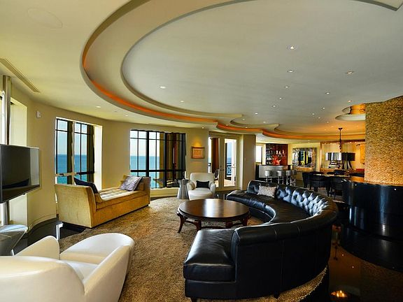 Home For Sale In Excelsior