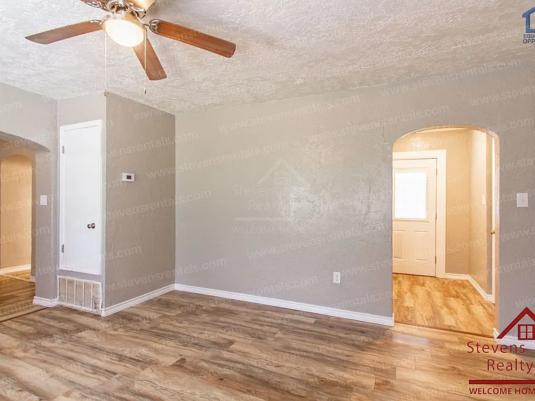 1303 NW Taylor Ave — Photo 26