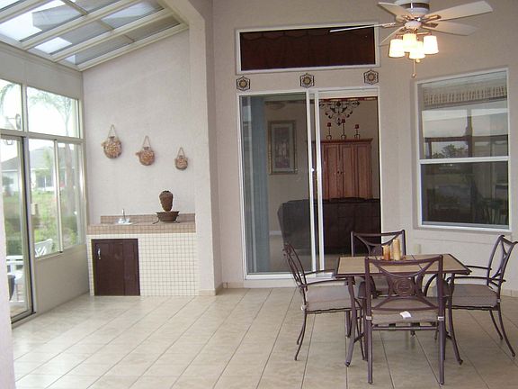 4th image of 501 Woodford Dr