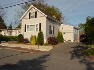 194 Main St, Somerset, MA 02726
