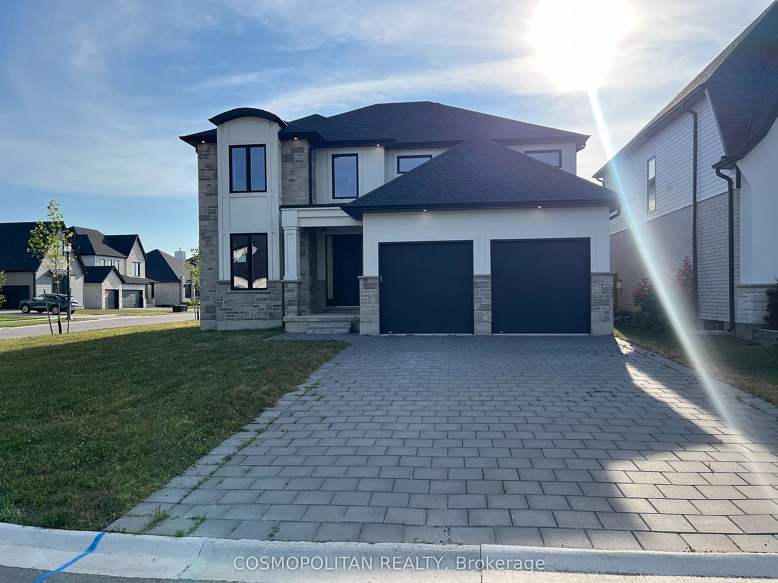 4 bed, $3,399 — Photo 1