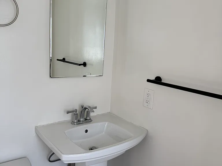 2743 S Mansfield Ave #2743 — Photo 9