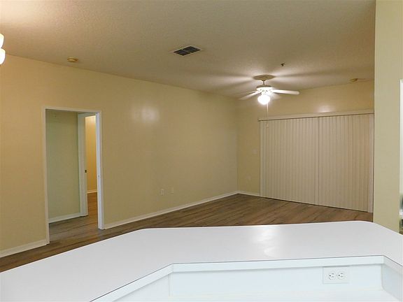 4th image of 535 Florida Club Blvd APT 103
