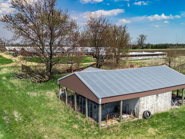 7320 State Route 64 Hwy, Clare, IL 60111