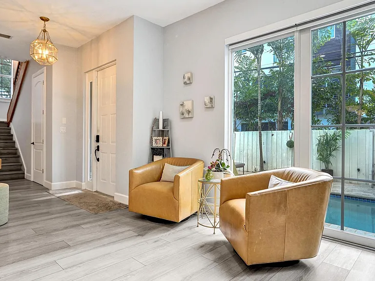 1411 NE 7th St — Photo 7