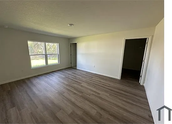 4 bed, 1863 sqft, $2,900 — Photo 4
