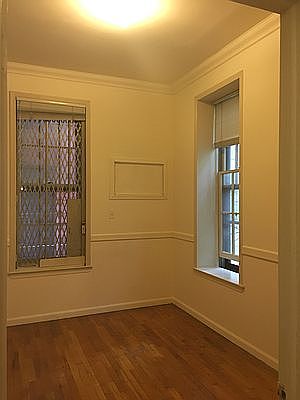 3rd image of 100 W 87th St APT 2E