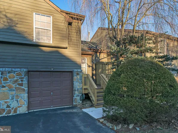 3 Brookline Ct, Princeton, NJ 08540