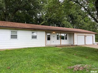 5612 Route 166, Creal Springs, IL 62922