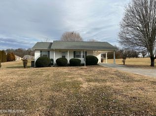 1045 Patterson St, Madisonville, TN 37354