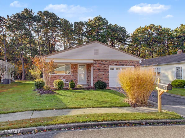 75 Chesterfield Lane, Toms River, NJ 08757