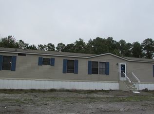 249 Manhollow Church Rd, Hampstead, NC 28443