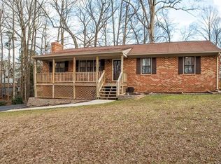 2721 Clintwood Rd, Midlothian, VA 23112
