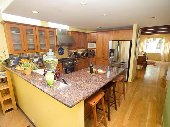 2nd image of 1042 Amoroso Pl