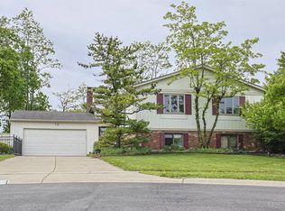 12 Fall River Ct, Fairfield, OH 45014