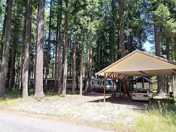2nd image of 114 Cowlitz View Dr