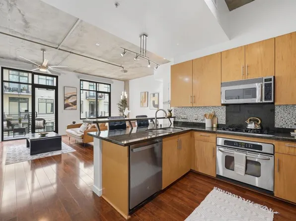 1050 Island Ave Unit 525, San Diego, CA 92101