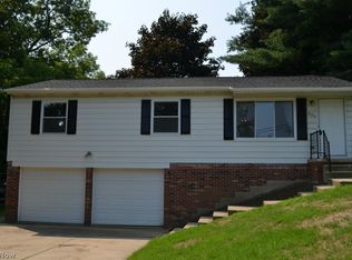 3636 Albrecht Ave, Akron, OH 44312