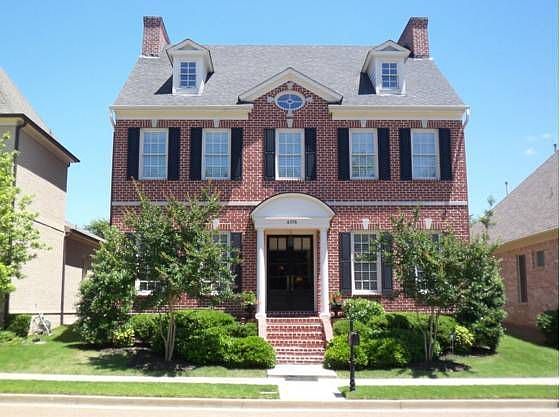 1st image of 4574 E Woodlawn Cir