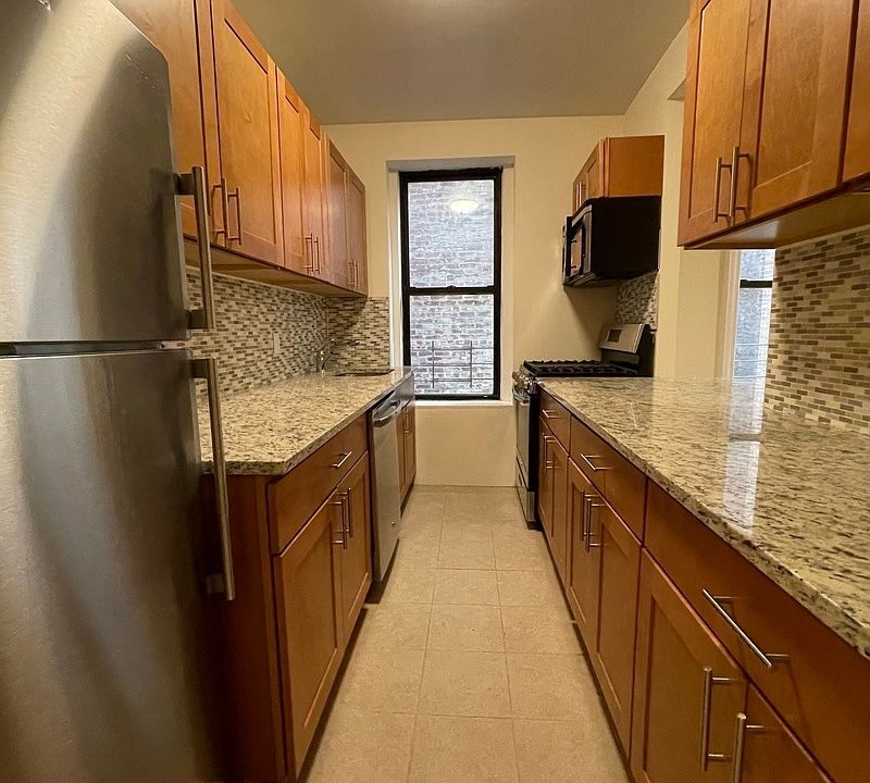 1st image of 66 Pinehurst Ave #3C3