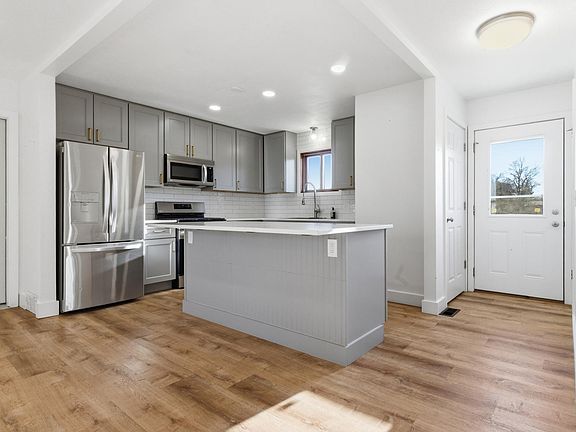 2nd image of 12798 1st St