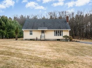 26 Wesson St, North Grafton, MA 01536
