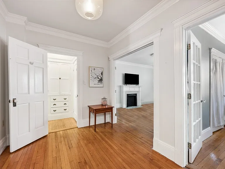 26 Medfield St #4 — Photo 8