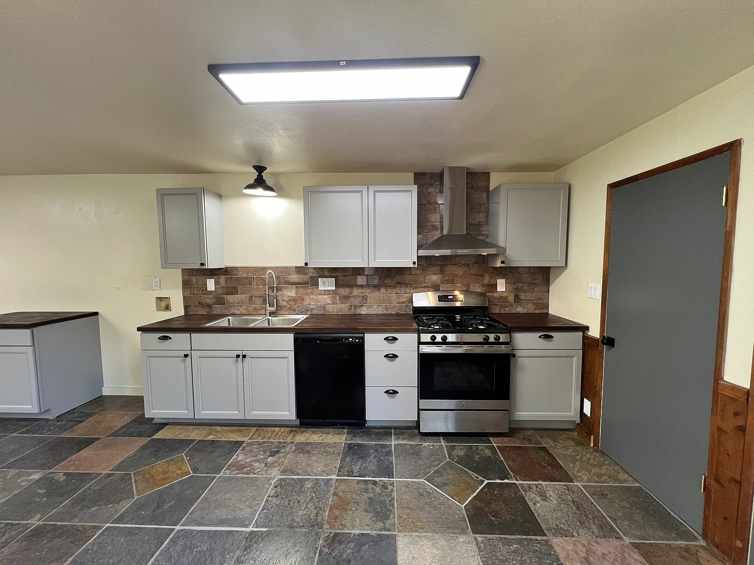 4330 Parrotts Ferry Rd — Photo 3