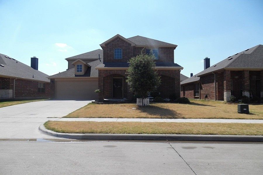 1st image of 1208 Dripping Springs Ln