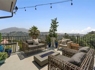 7010 Loyal Trl, Los Angeles, CA