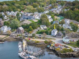 86 E Main St, Gloucester, MA 01930