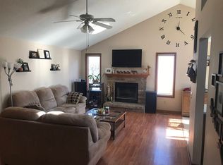 2213 Autumn Lake Pl, Fort Wayne, IN 46818