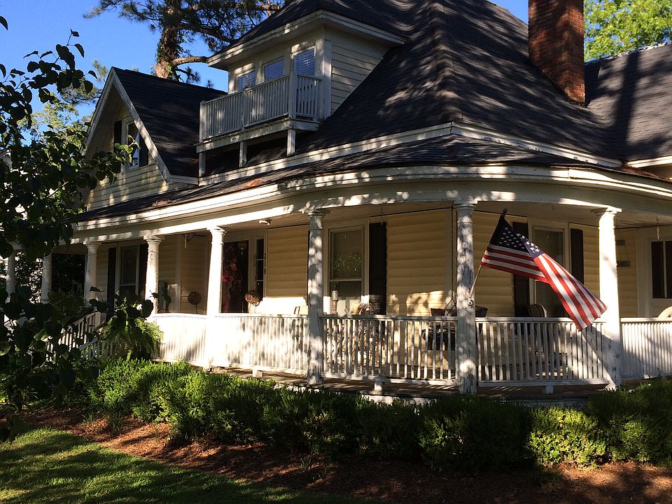  Victorian Style Home