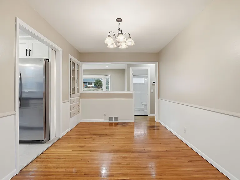 8954 York Rd — Photo 12