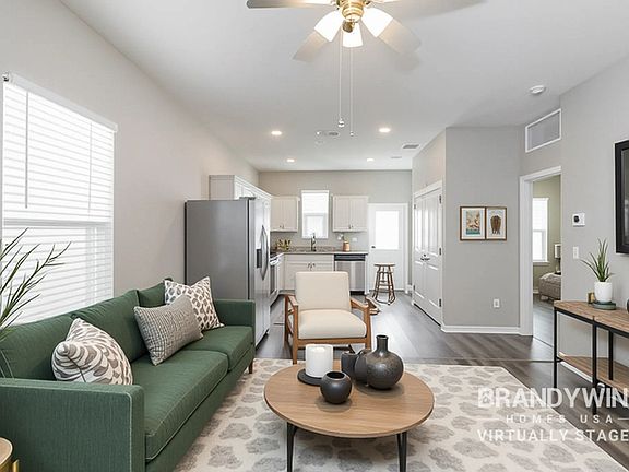 4th image of 35483 Eastbrook Ave