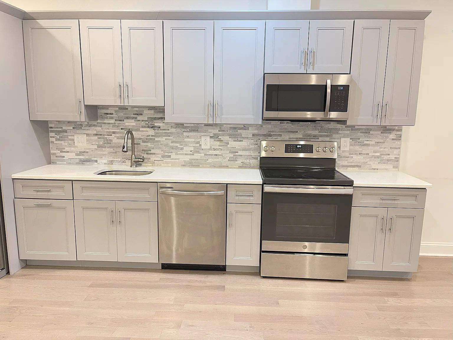 4 bed, 1770 sqft, $720 — Photo 3
