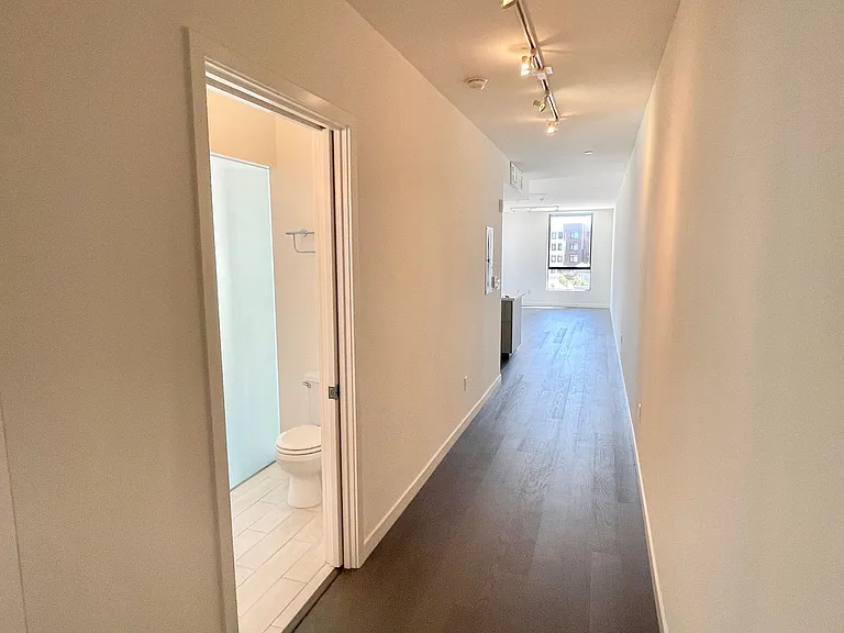 1515 15th St #507 — Photo 11