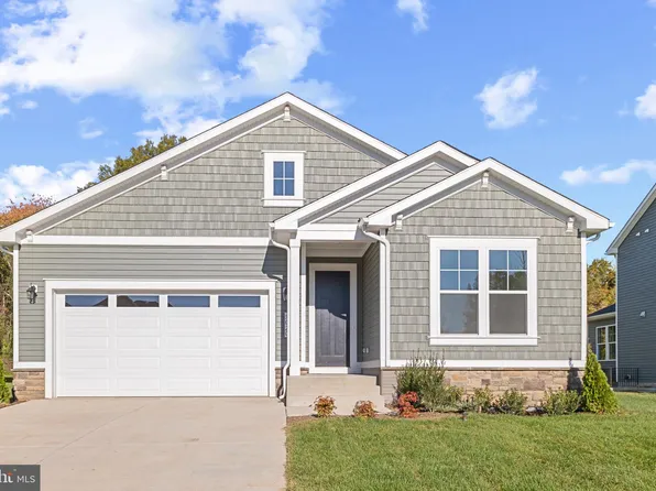 5020 Gray Fox Dr, Bealeton, VA 22712