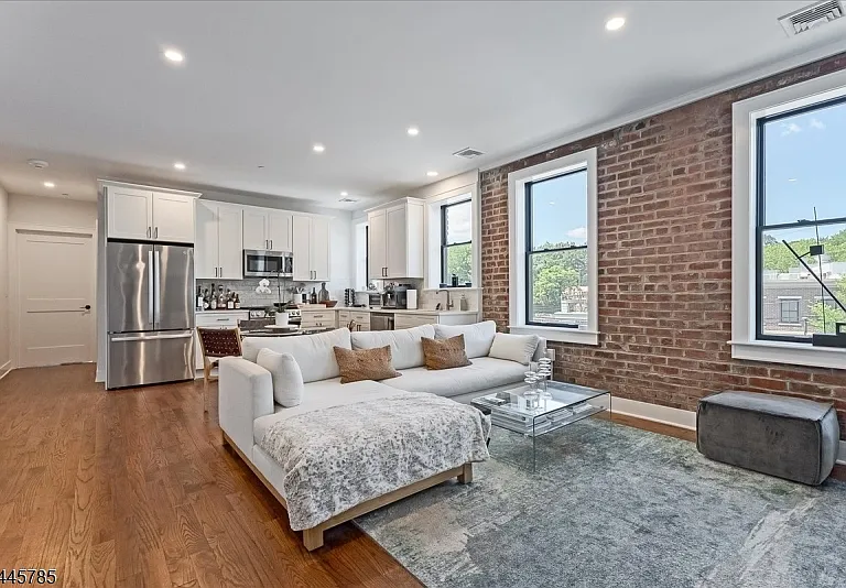 35-37 Main St #3B — Photo 7