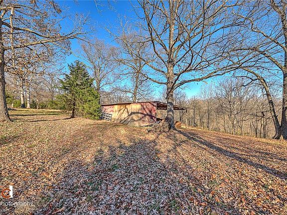 3rd image of 12680 Oak Valley Dr